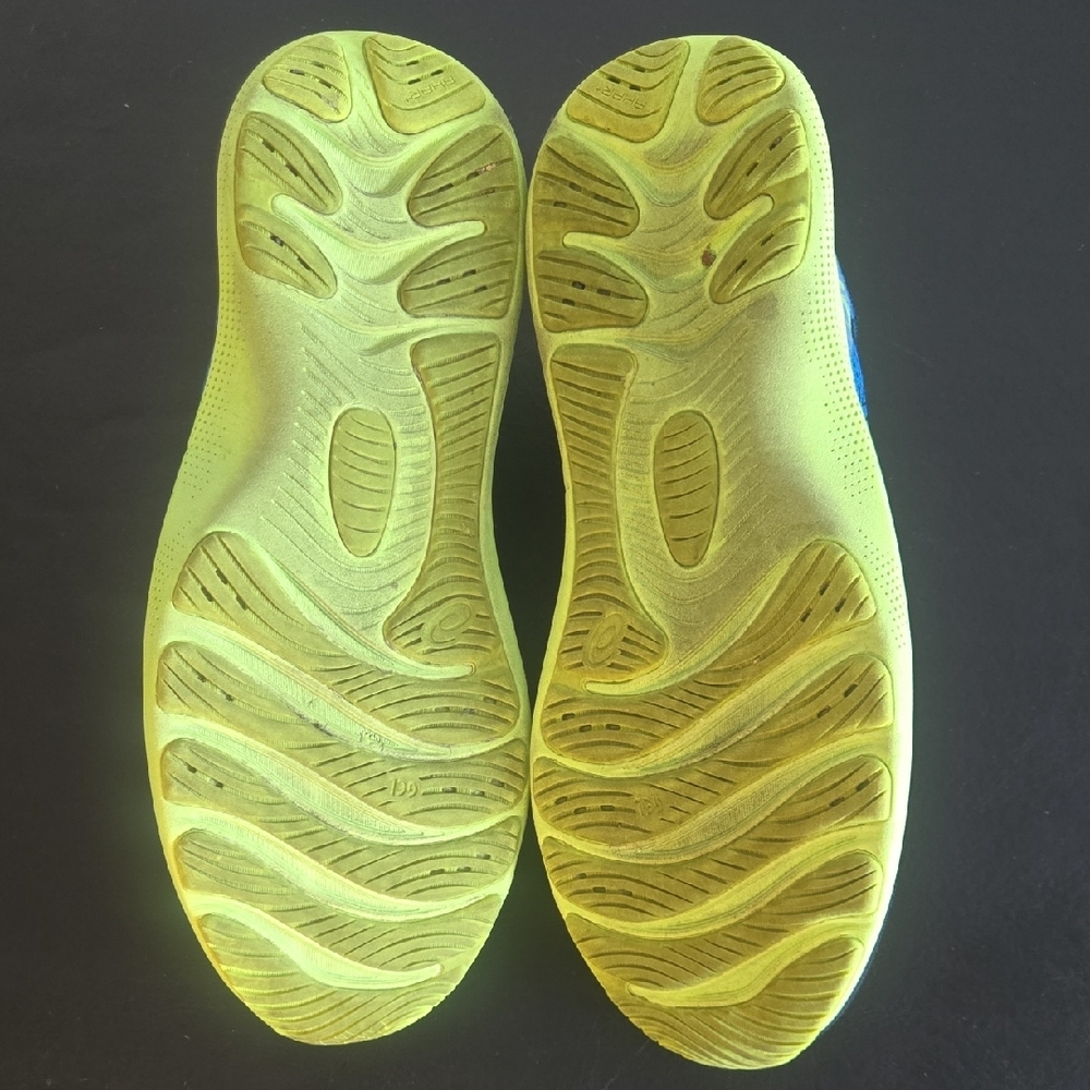 Asics Men's Blue Black and Neon Yellow Athletic Shoes - Picture 9 of 12